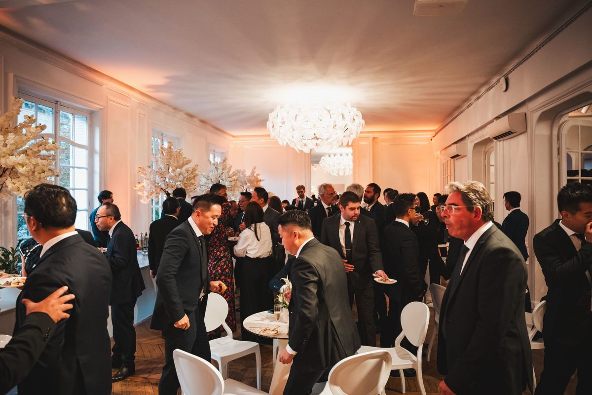 Entrepreneurs networking at the BIG network’s new season reception